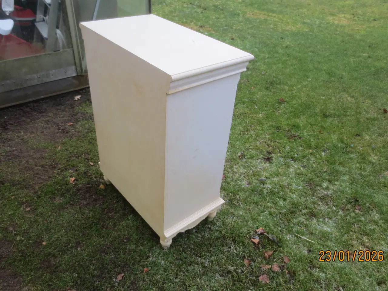 Billede 7 - 1 stk Lille Skab med 2 låger Hvid