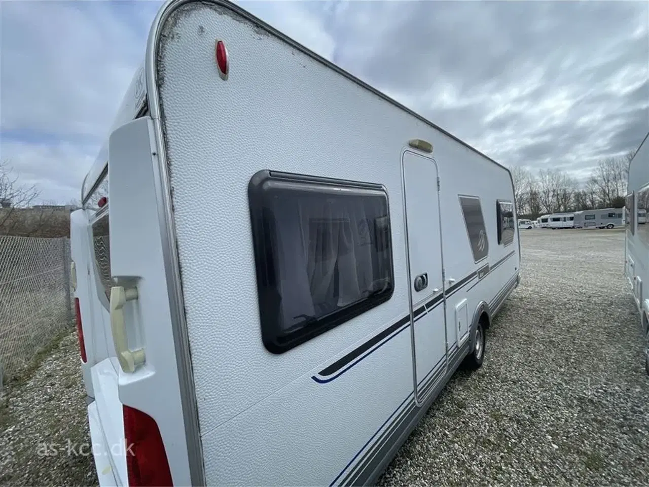 Billede 2 - 2010 - Knaus Azur 580 EU   Knaus Azur årg 2010 4 sovepladser 5 siddepladser, Isabella Commodore 2010.