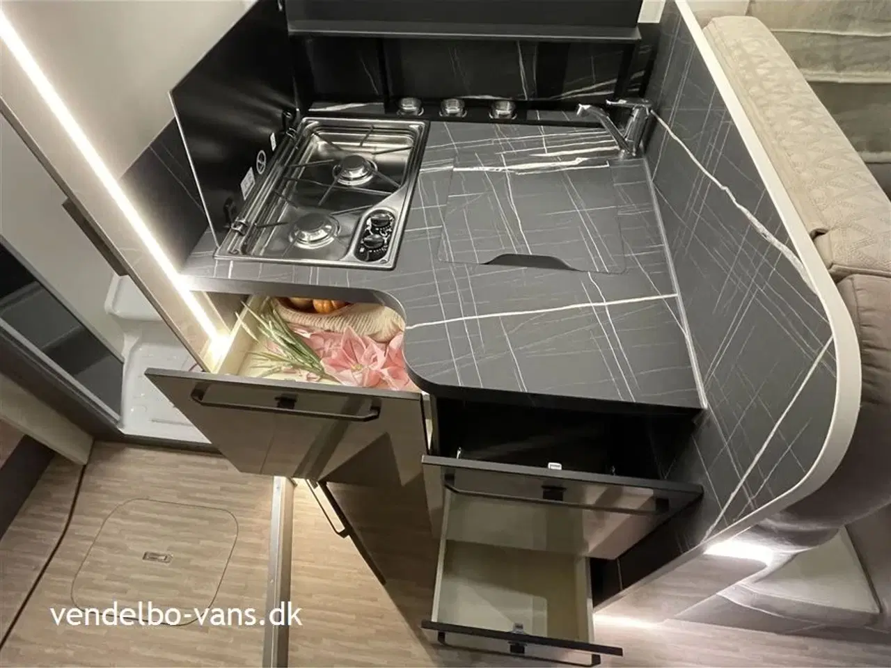 Billede 19 - 2026 - McLouis Nevis 873 Enkeltseng