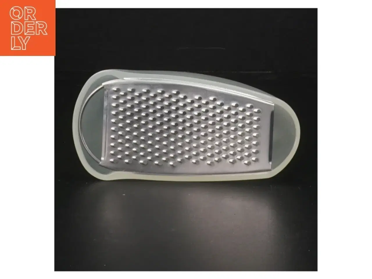 Billede 1 - Rivejern med plastbeholder (str. 16 cm)