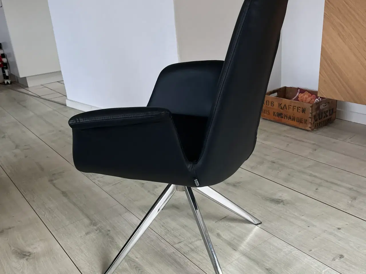 Billede 2 - Spisebordstole i pu fra Hofstra&Wagner