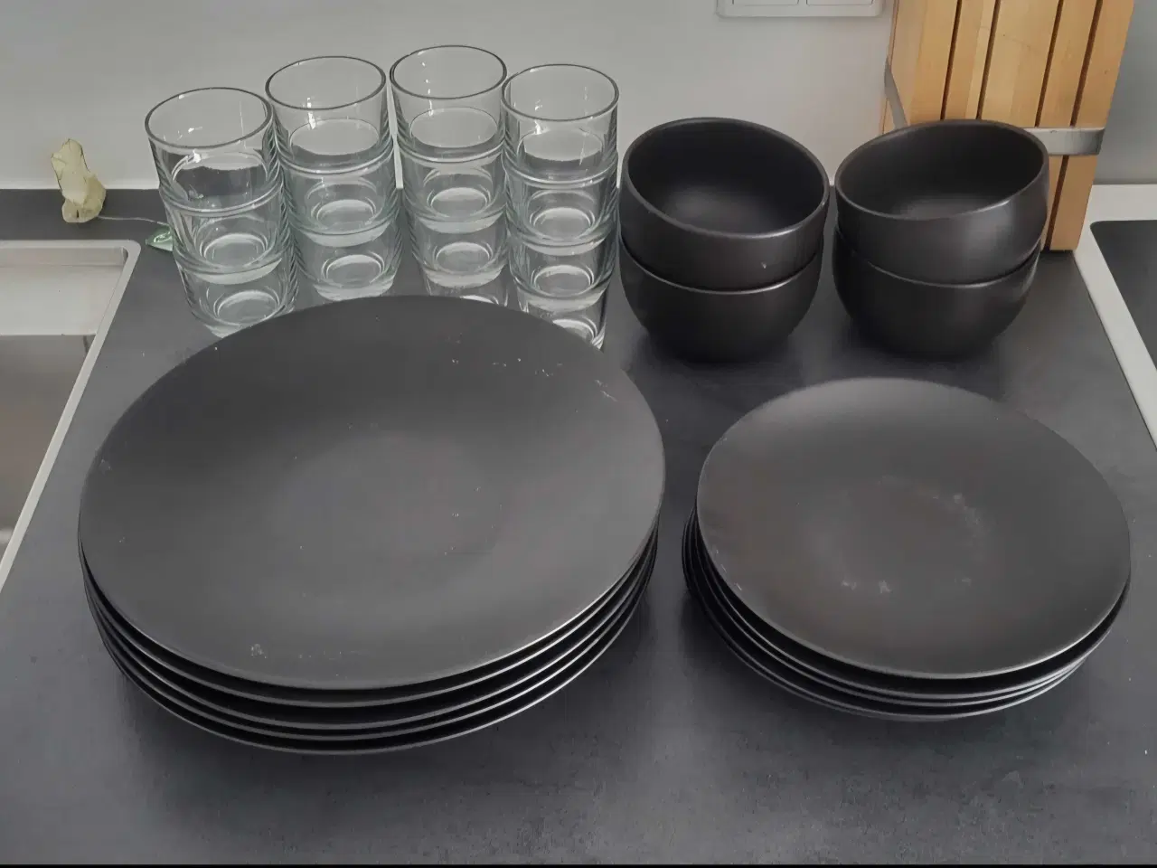 Billede 1 - Spisestels sæt