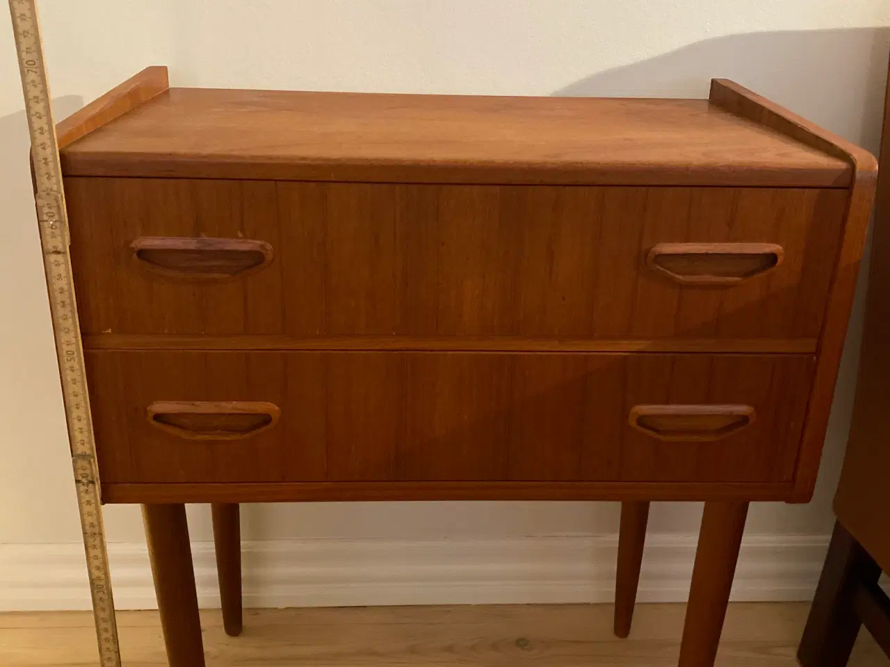 Billede 1 - Teak sybord/kommode med 2 skuffer 