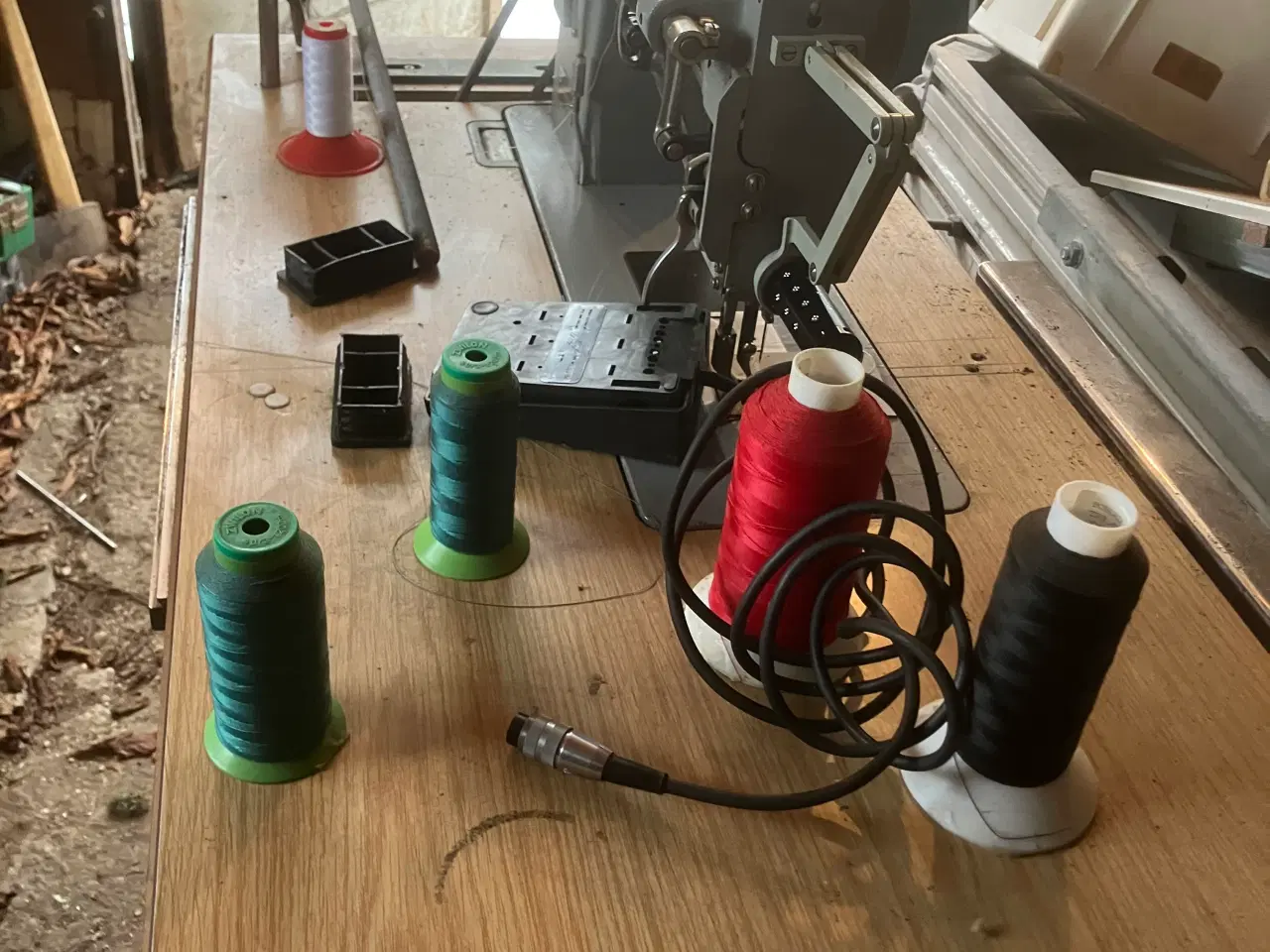 Billede 6 - Symaskinen 