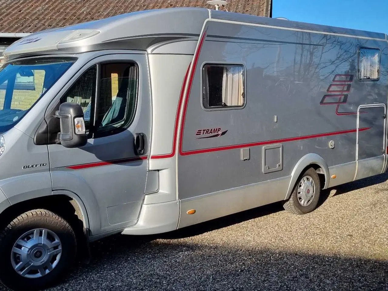 Billede 1 - Hymer T674 Fiat Ducato 2,3 – 130 HK Tramp SL til s