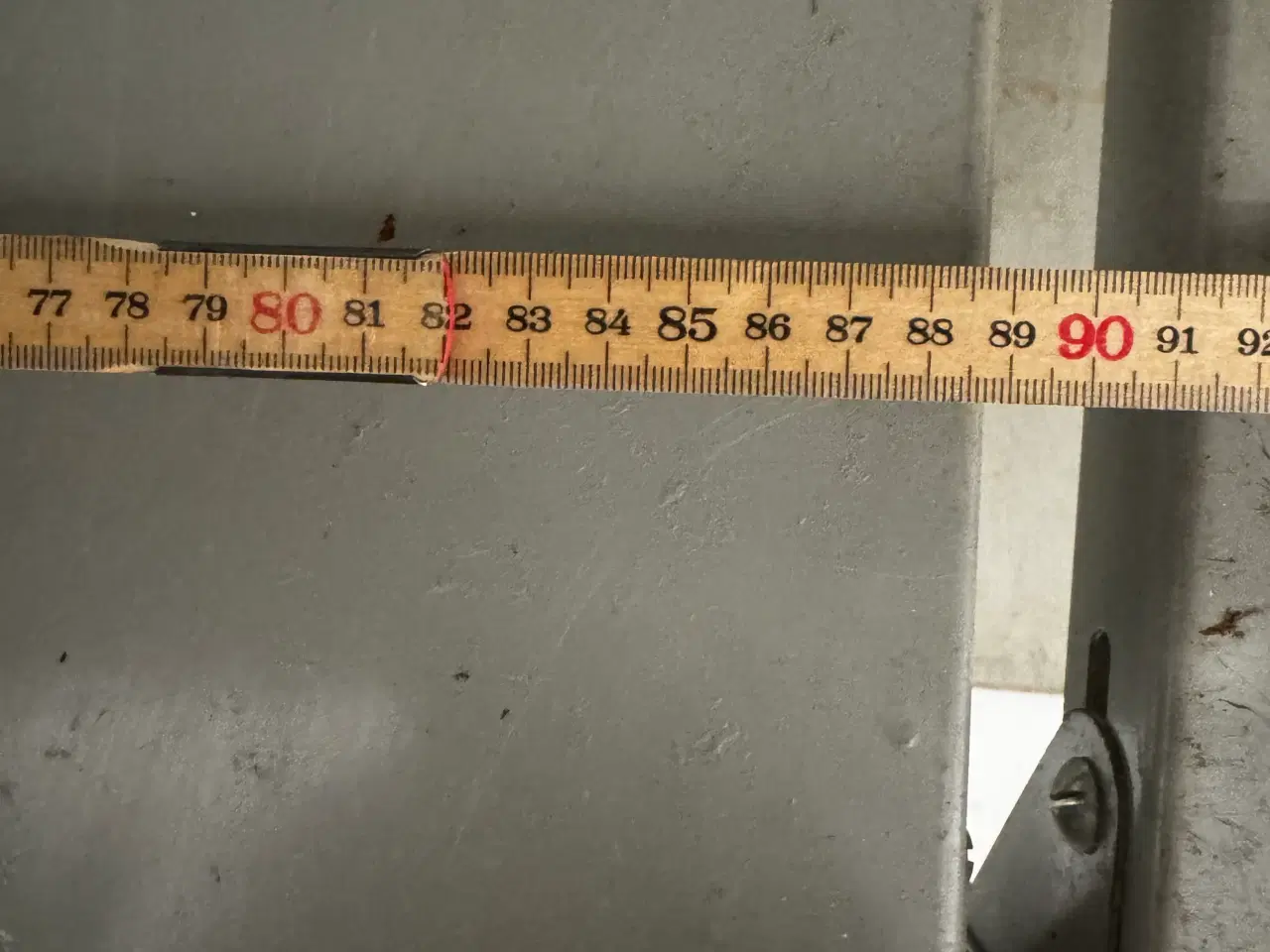 Billede 4 - Robust reolsystem med hvide 20mm træ hylder