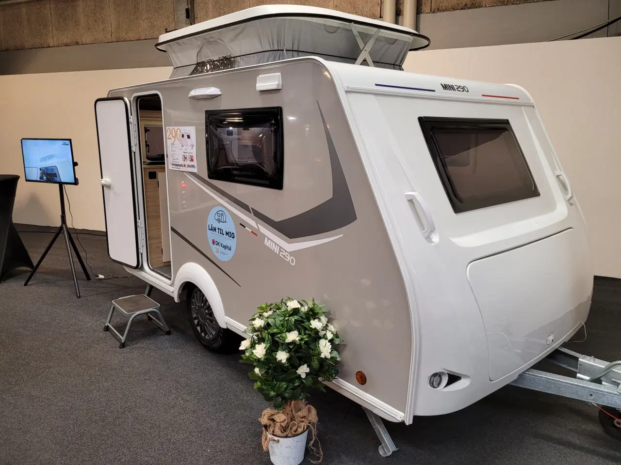 Billede 1 - 2026 Mini Silver 290 hævetag..perfekt til elbiler