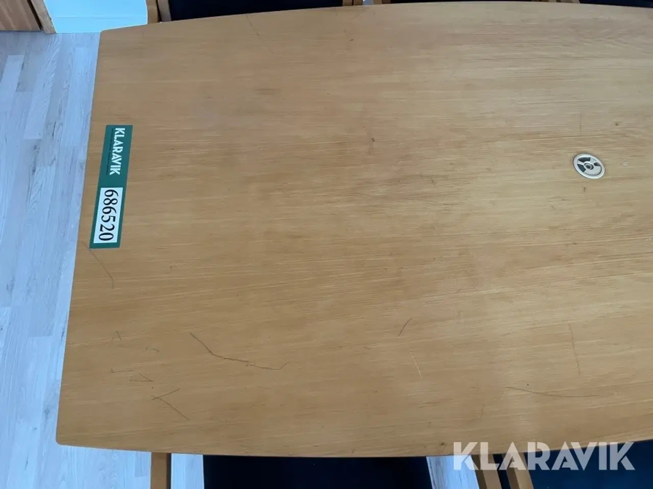 Billede 3 - Bord og 6 stole