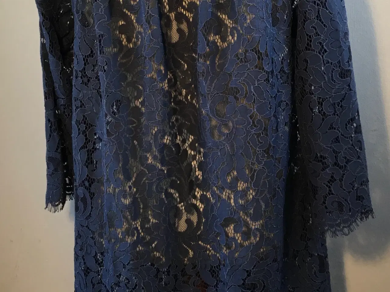 Billede 5 - Gustav, tunika, str 40