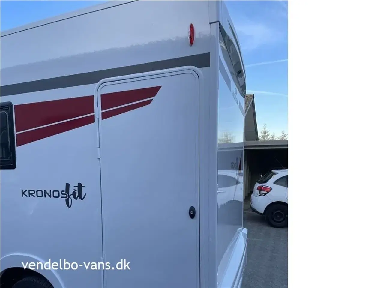 Billede 3 - 2025 - Rollerteam Kronos Fit 230 TL   Nem og handy i trafikken, stor og rummelig opholdsrum - SKAL OPLEVES!