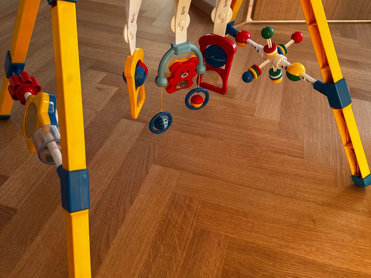 Billede 1 - Legetøjsstativ til baby