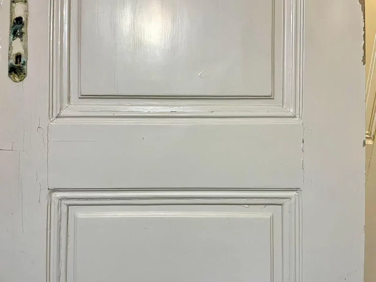 Billede 3 - Smukt dørblad m. detaljerige felter