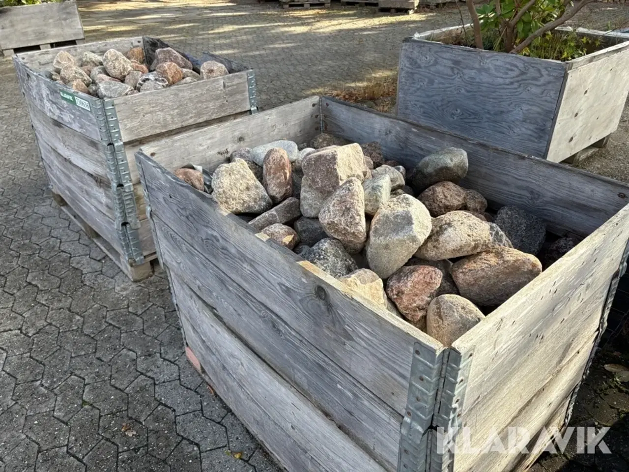 Billede 2 - Pigsten ( 2 paller)