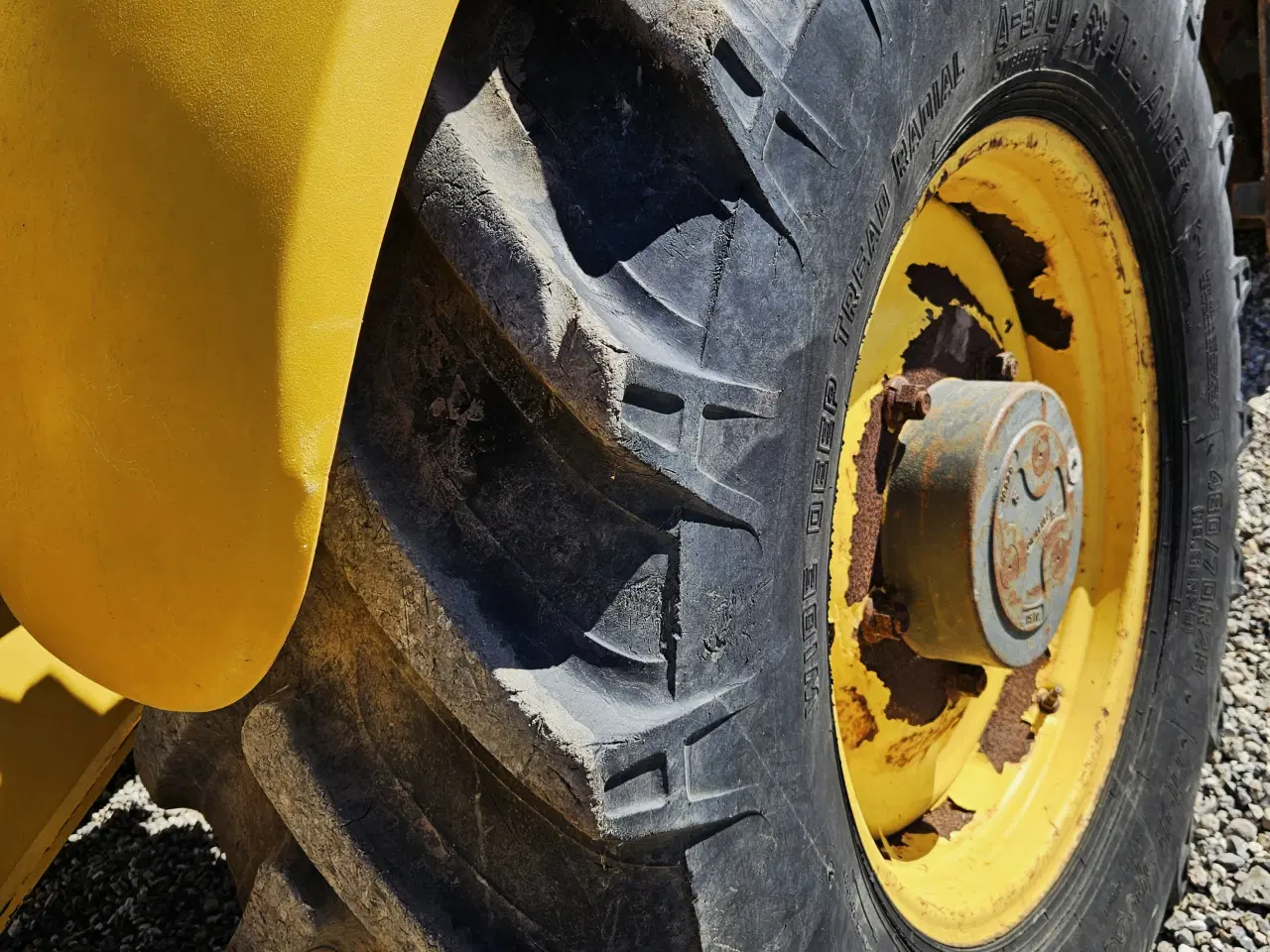 Billede 11 - New Holland LB115 / skovlsæt / udskud / 6700 timer