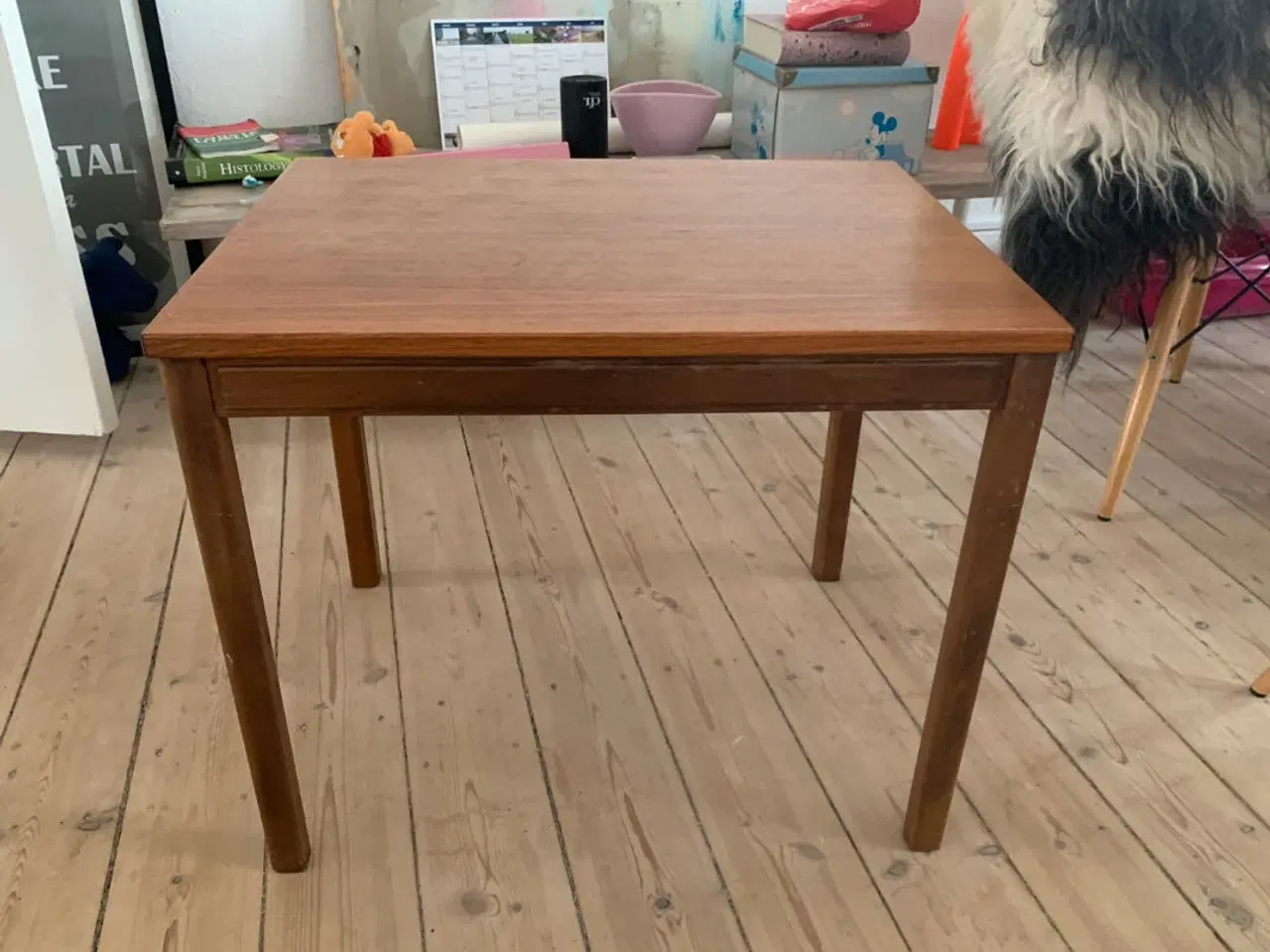 Billede 1 - Sidebord i teak træ