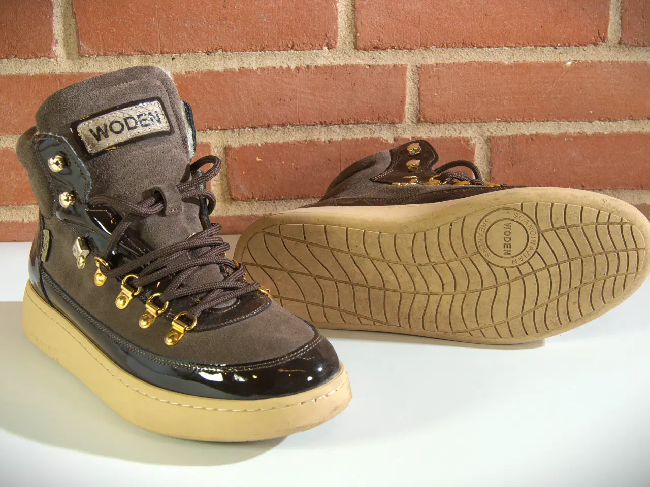 Billede 3 - Flotte Woden korte lak støvler,