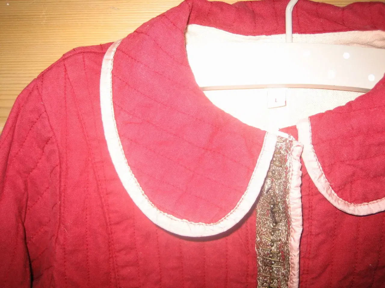 Billede 2 - NoaNoa jakke, rød
