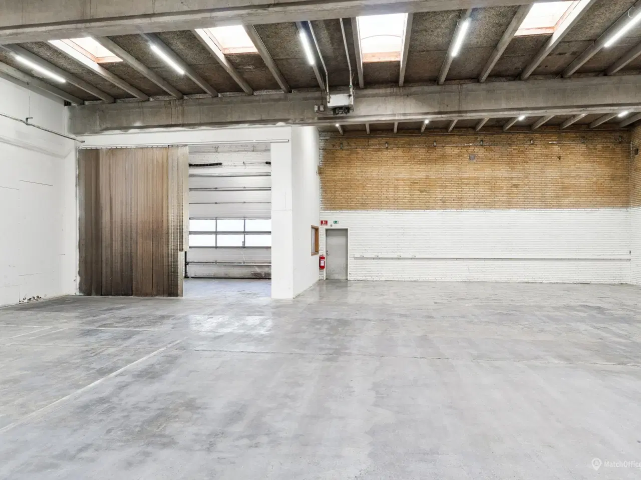 Billede 16 - 1.629 m² logistikejendom med last mile-placering og nyinstalleret rampe i Hvidovre