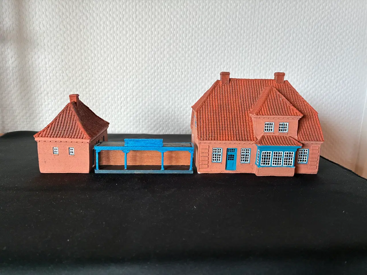 Billede 1 - Vrads Station med sidebygninger fra Trip Trap.