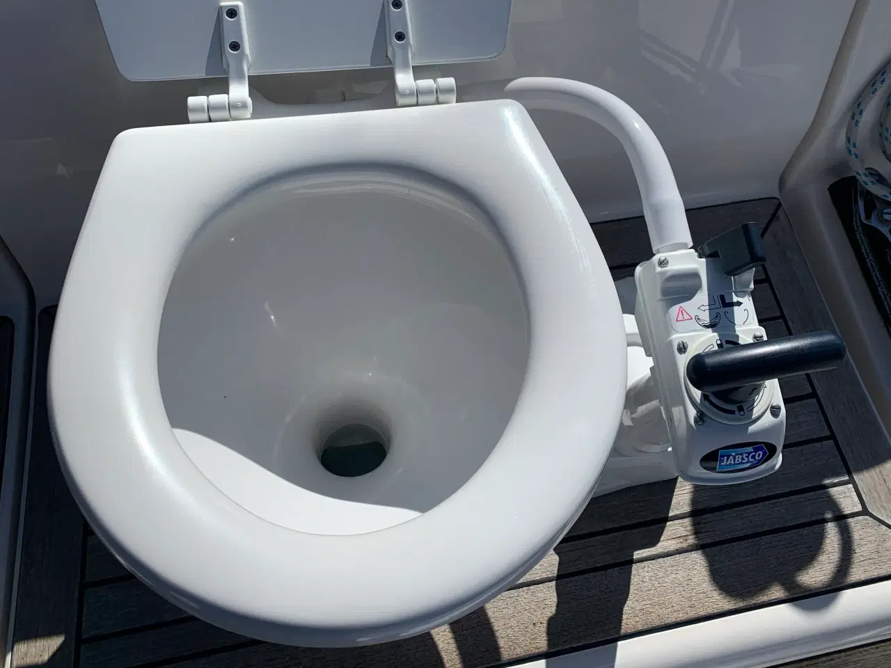 Billede 2 - Jabsco Kompakt Manuelt Marinetoilet (bådtoilet)