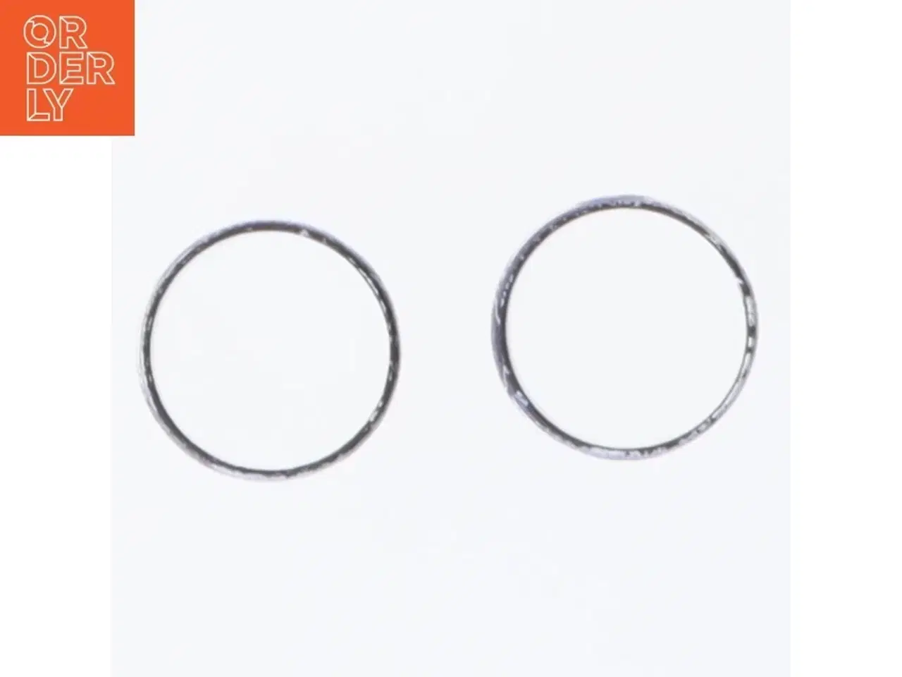 Billede 1 - Dekorative ringe i lilla mønster (str. 54 mm)