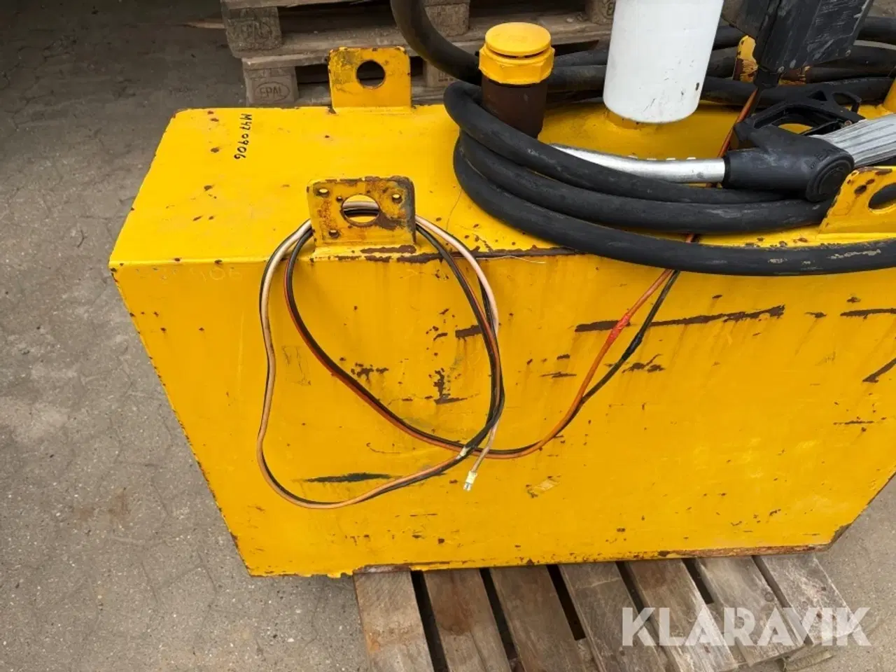 Billede 10 - Dieseltank Thyholm Olieservice - 200L