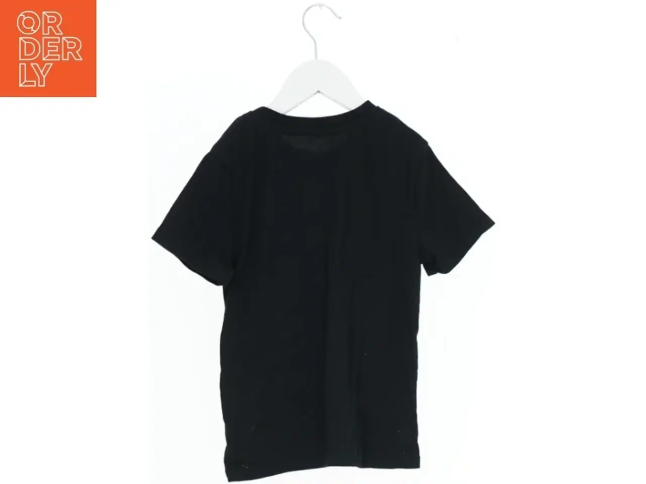 Billede 2 - Sort T-shirt fra LC Waikiki  (str. 122)