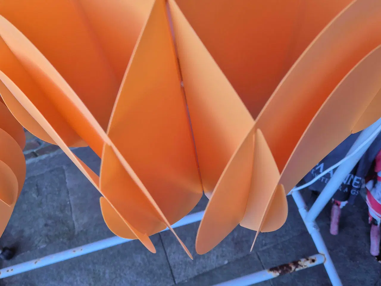 Billede 31 - Flotte gule lamper i plast 