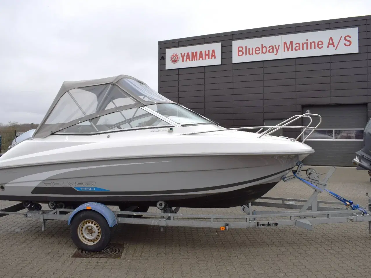 Billede 2 - Beneteau 550 Flyer - 80 HK Honda/Udstyr