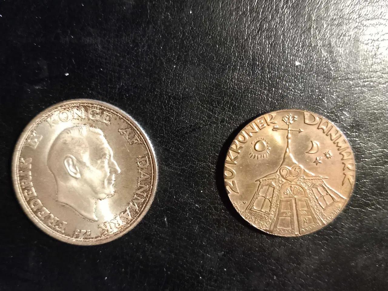 Billede 1 -  2 kr.Prinsesse Margrethe 18 år 1958 og 20 kr. Søl