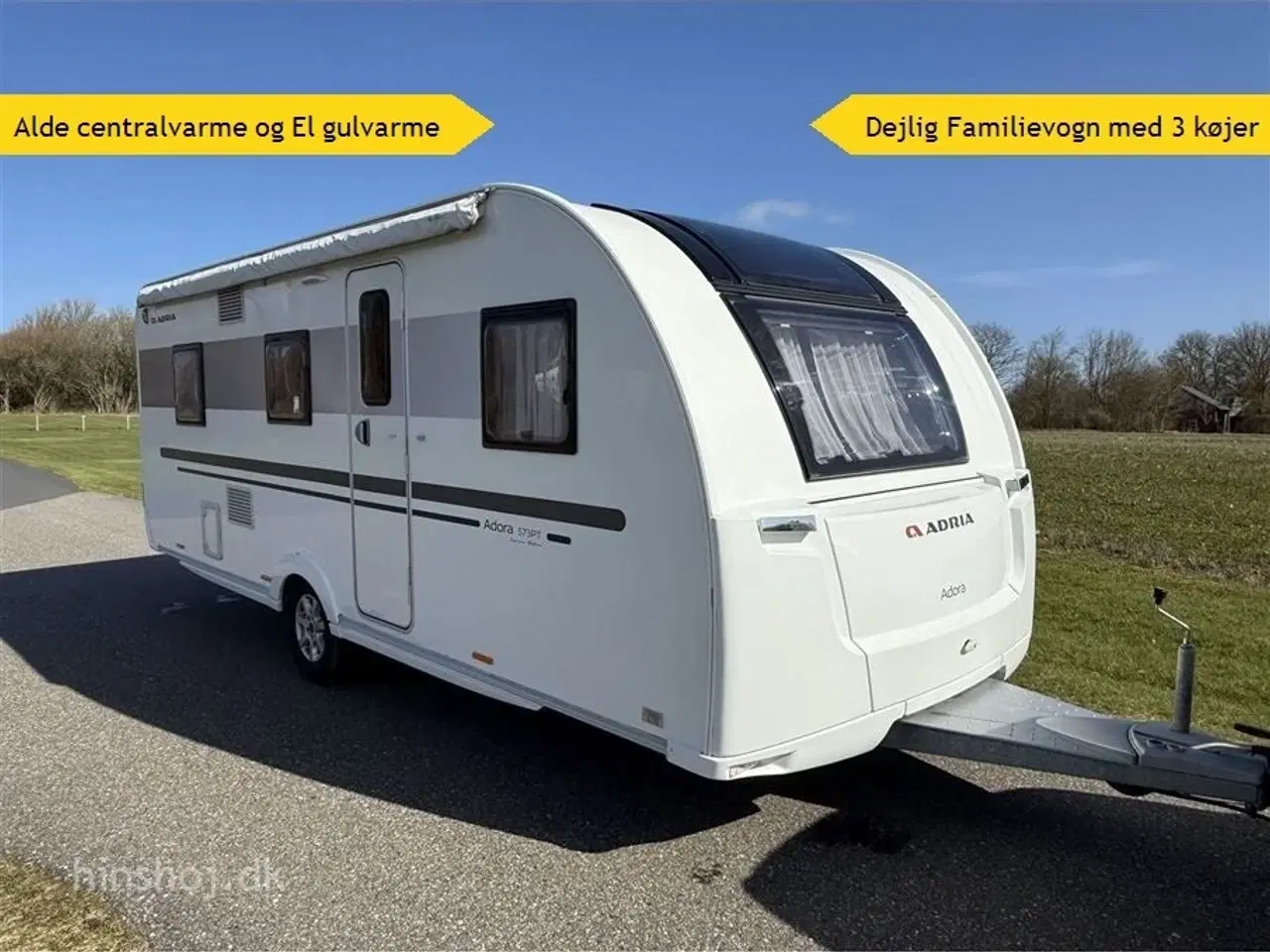Billede 1 - 2020 - Adria Adora Supreme 573 PT Fin køjevogn med masser af plads til familien fra Hinshøj Caravan.