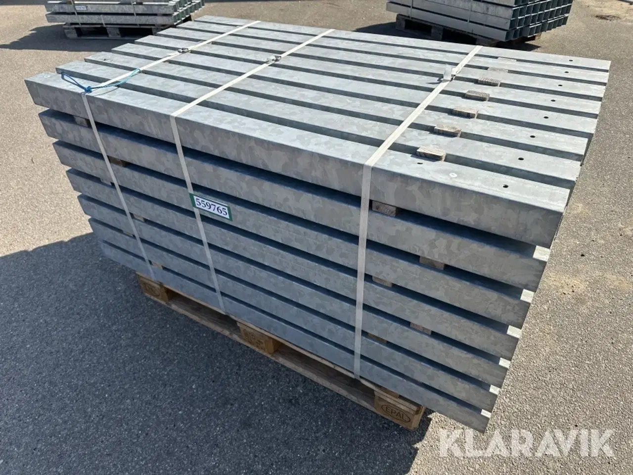 Billede 2 - Galvaniserede stolper 1,5m lange - 57 styk