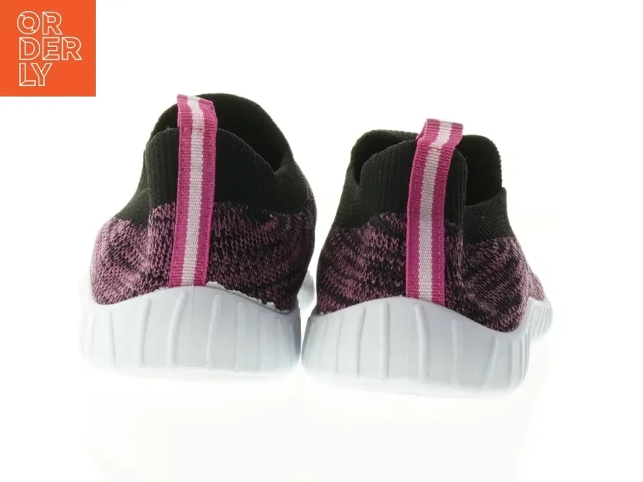Billede 4 - Strikket sneakers (str. 34)