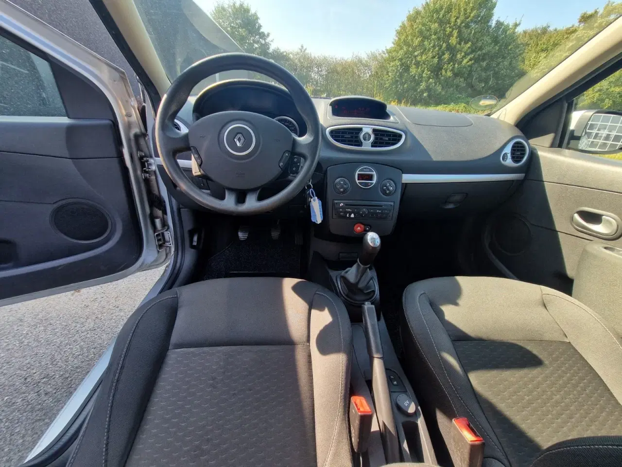 Billede 5 - Renault Clio III 1,5 dCi 68 Authentique