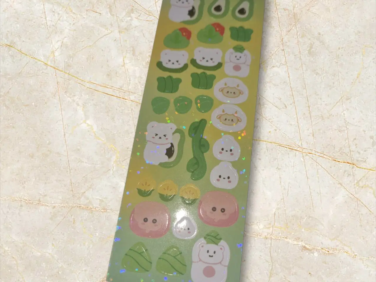 Billede 1 - Gør hverdagen sødere med vores charmerende Yummy T