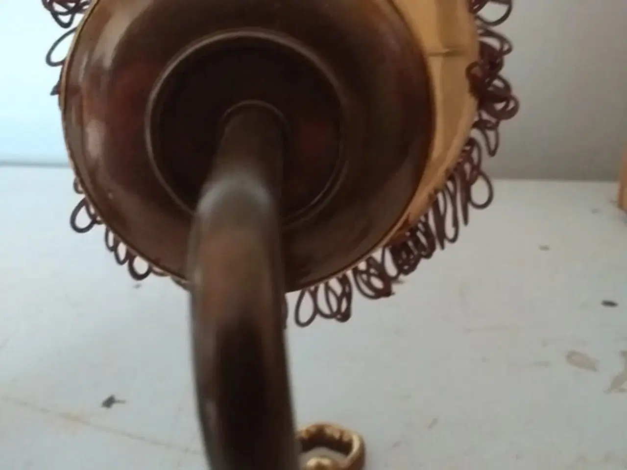 Billede 3 - 2 antikke lamper med skærme