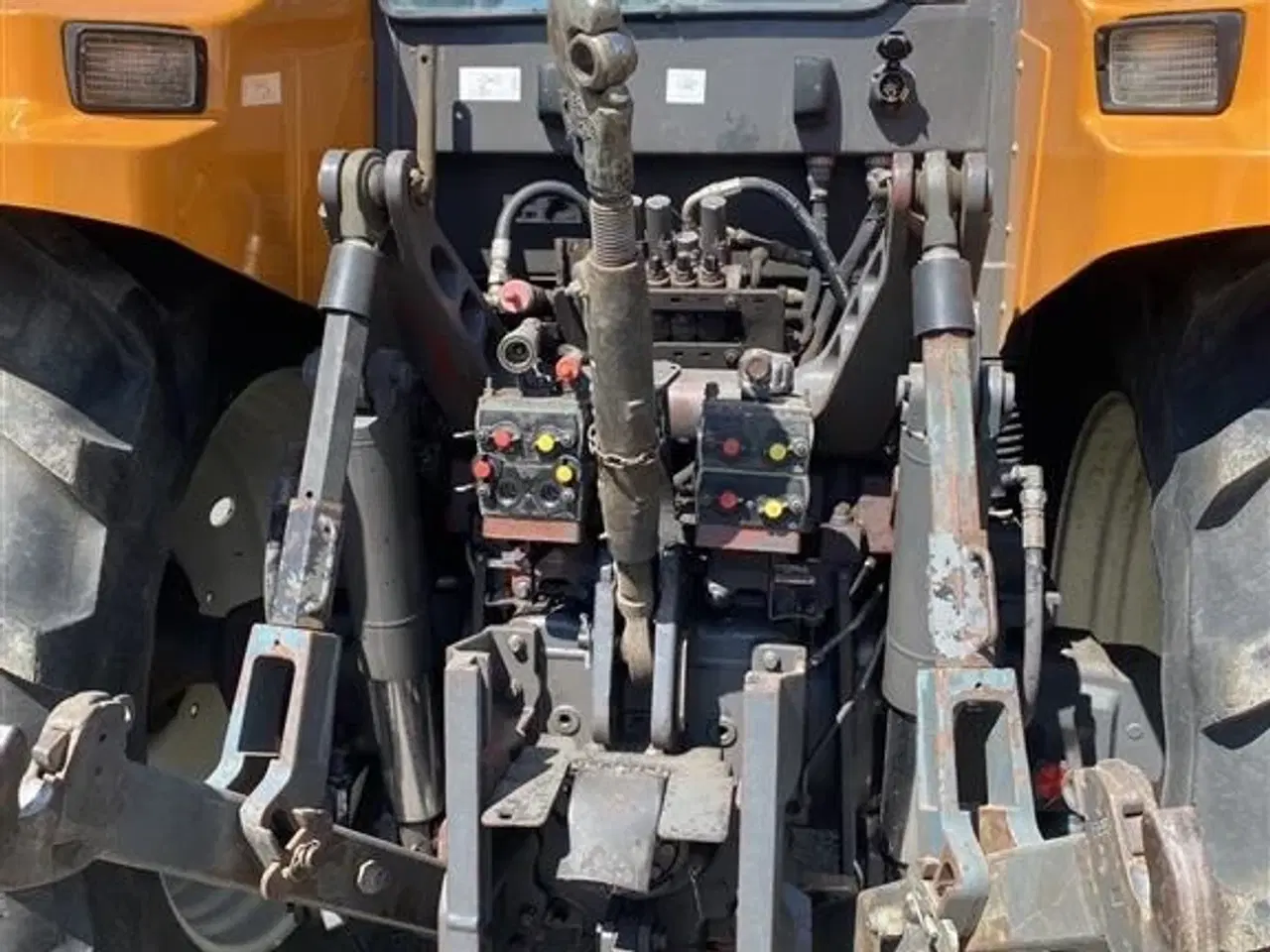 Billede 7 - Renault Ares 816 kun kørt 6.360 timer. Utrolig velholdt.
