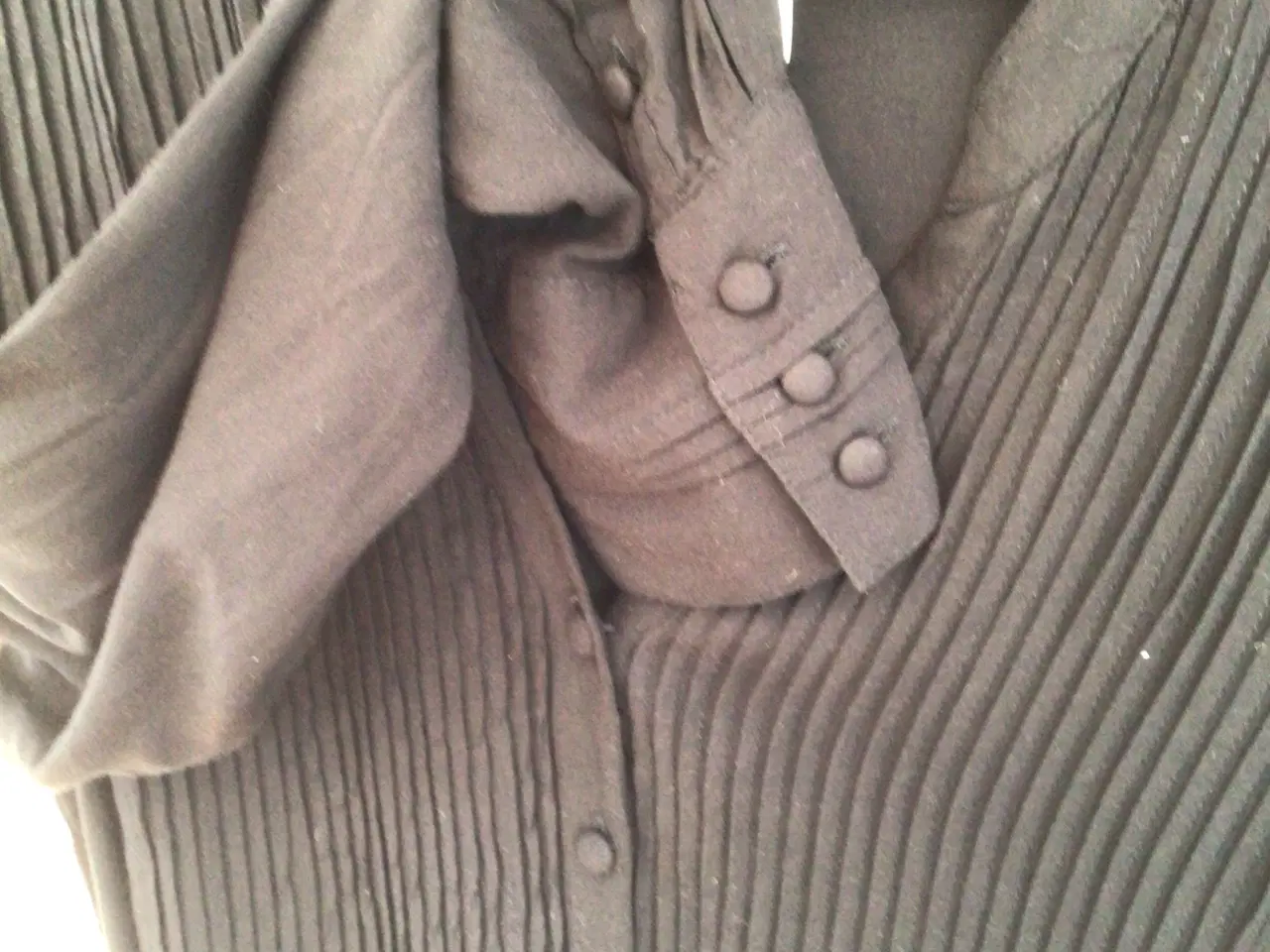 Billede 3 - Soya sort bluse. Str.m