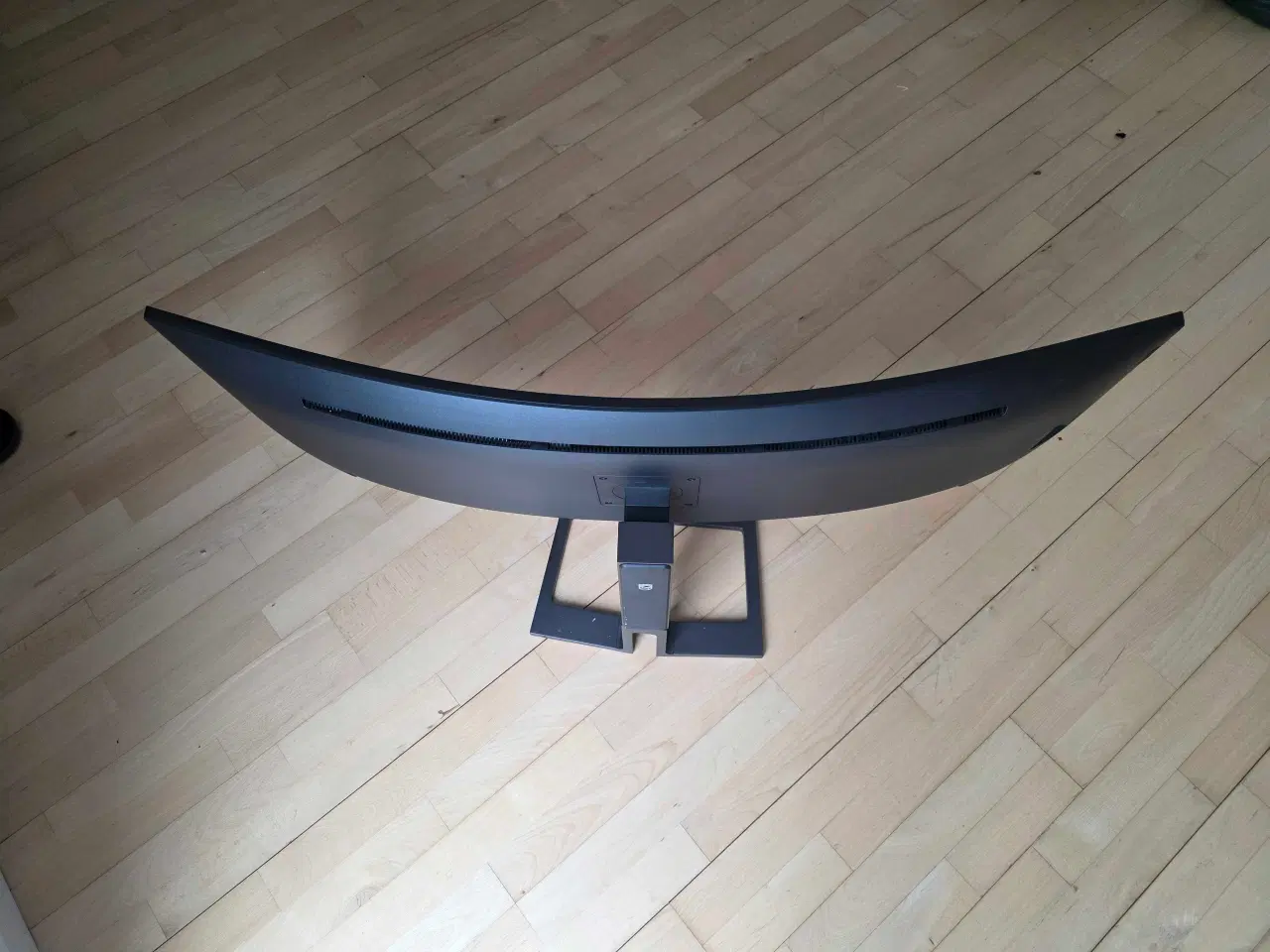 Billede 2 - Philips 45" SuperWide skærm (45B1U6900C/00)