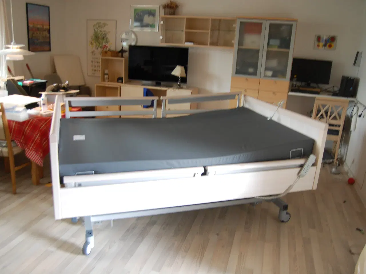Billede 1 - Billig Pleje seng