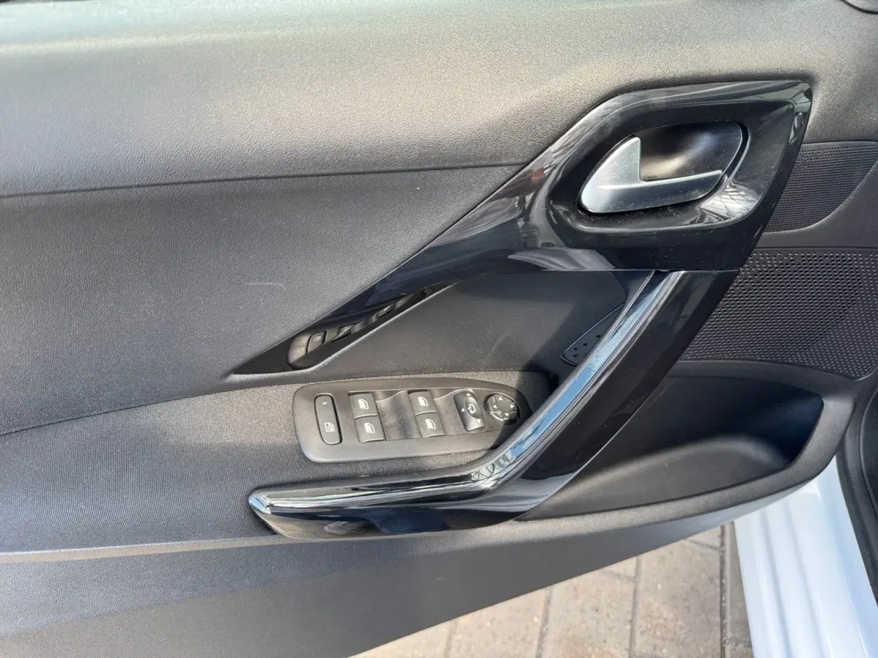 Billede 15 - Peugeot 208 1,2 PureTech 82 Selection Sky