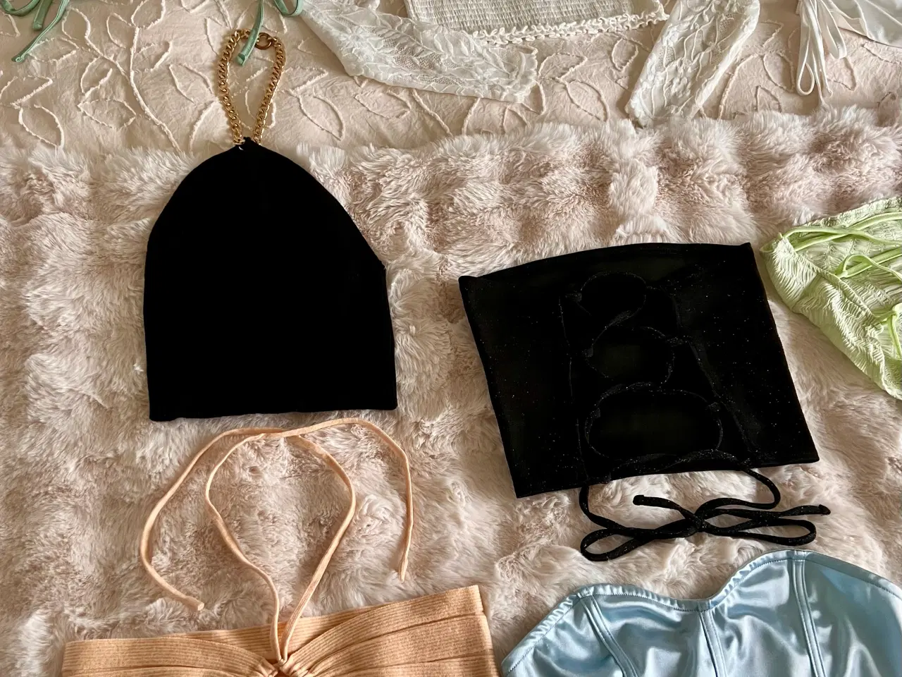 Billede 4 - 14 fine toppe str S. Samlet pris er 400 kr + fragt