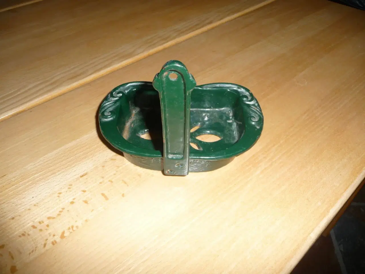Billede 3 - grøn støbejerns sæbeholder