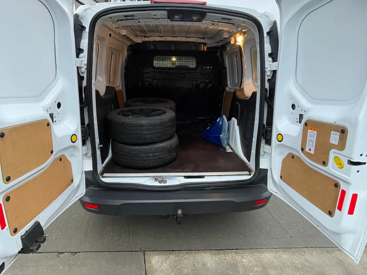 Billede 6 - Nysynet Ford transit 1.6tdci lav km tal 