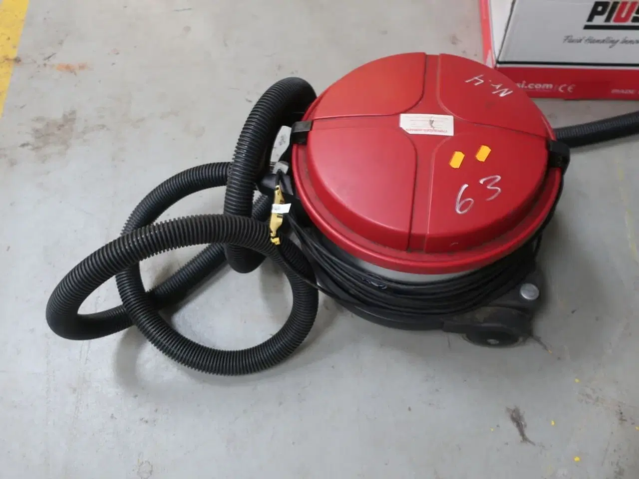 Billede 2 - Støvsuger NILFISK GD 930