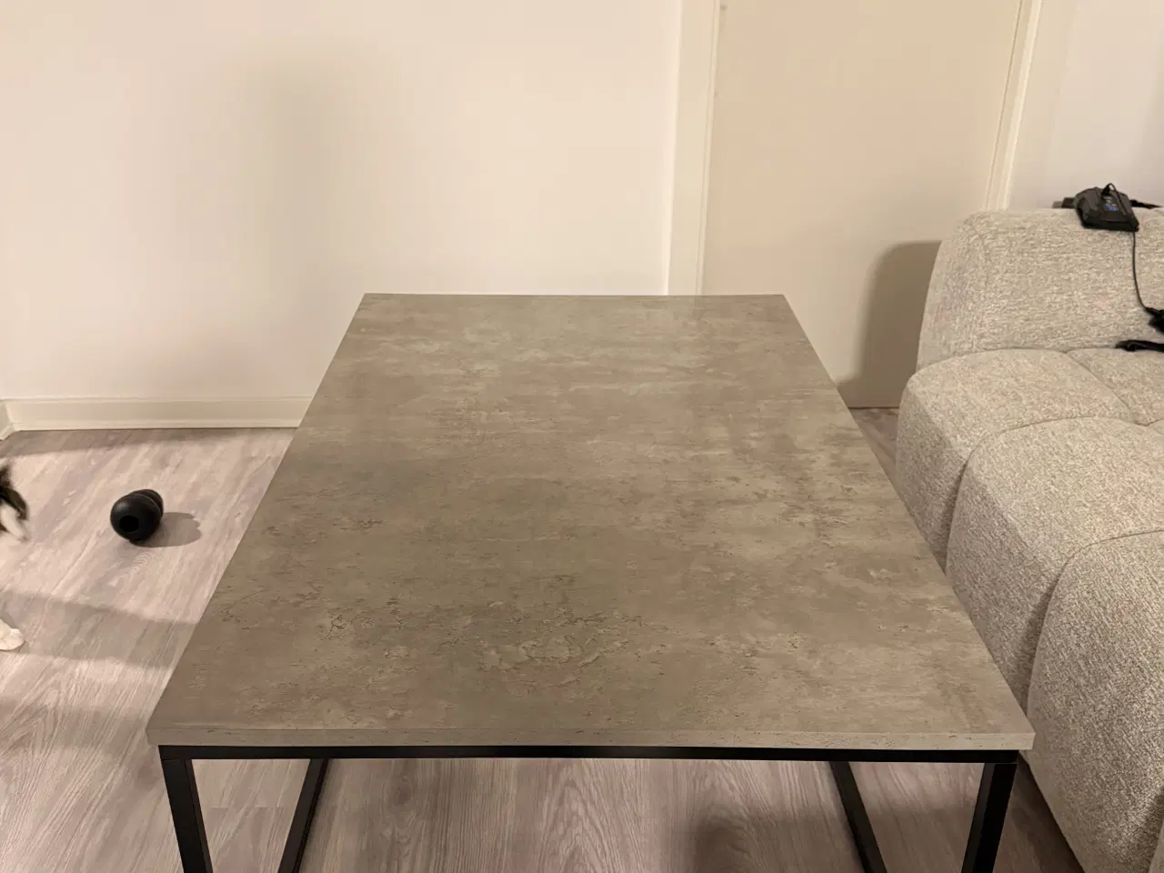 Billede 1 - Sofabord i betonfarve