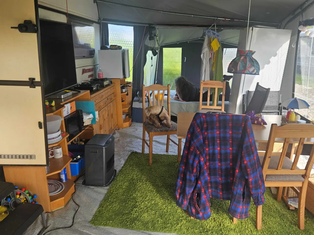 Billede 2 - 3 år Amål900 m/2 kanaper