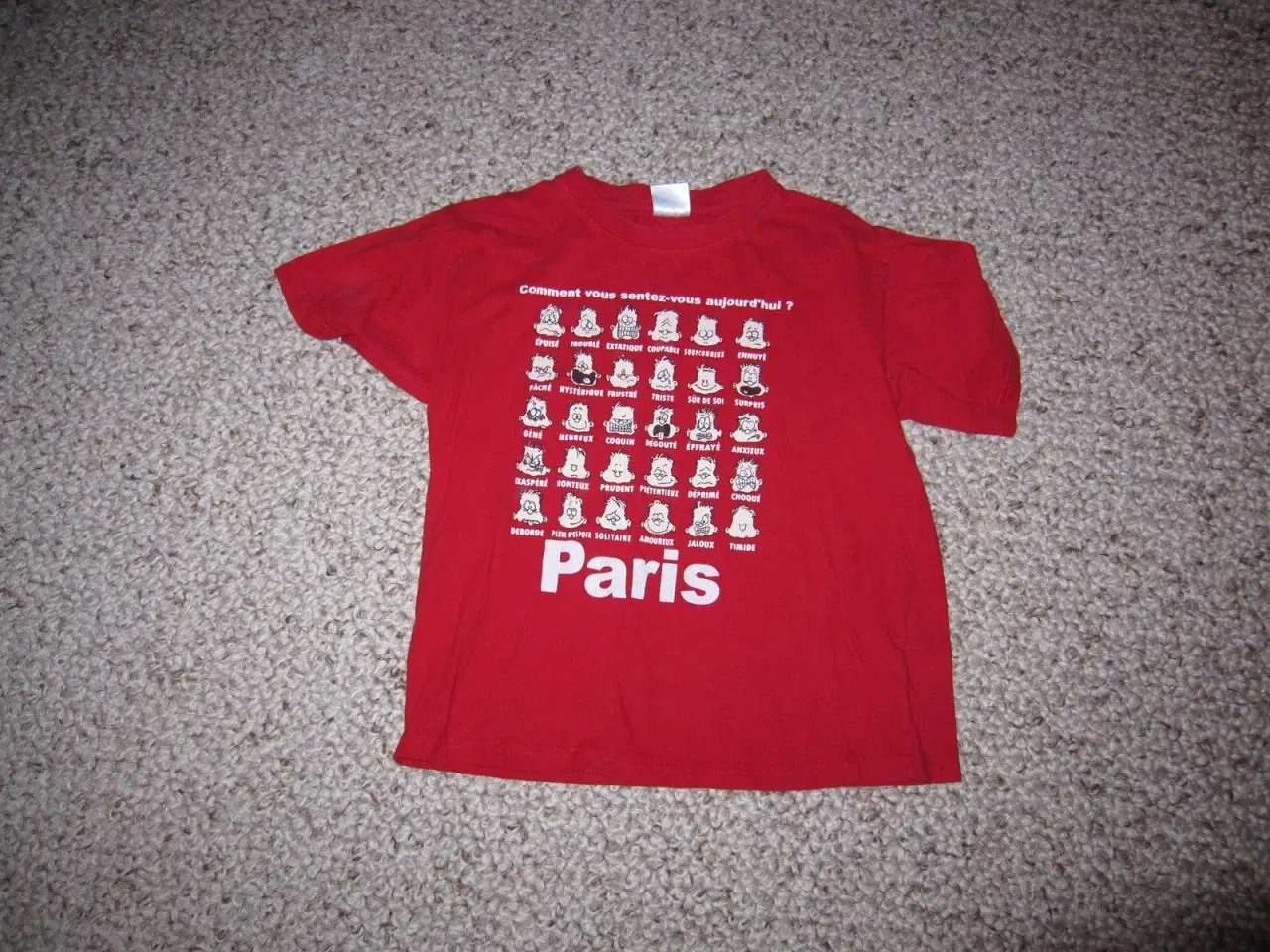 Billede 1 - T-shirt , rød , 10-11 år , fra Paris