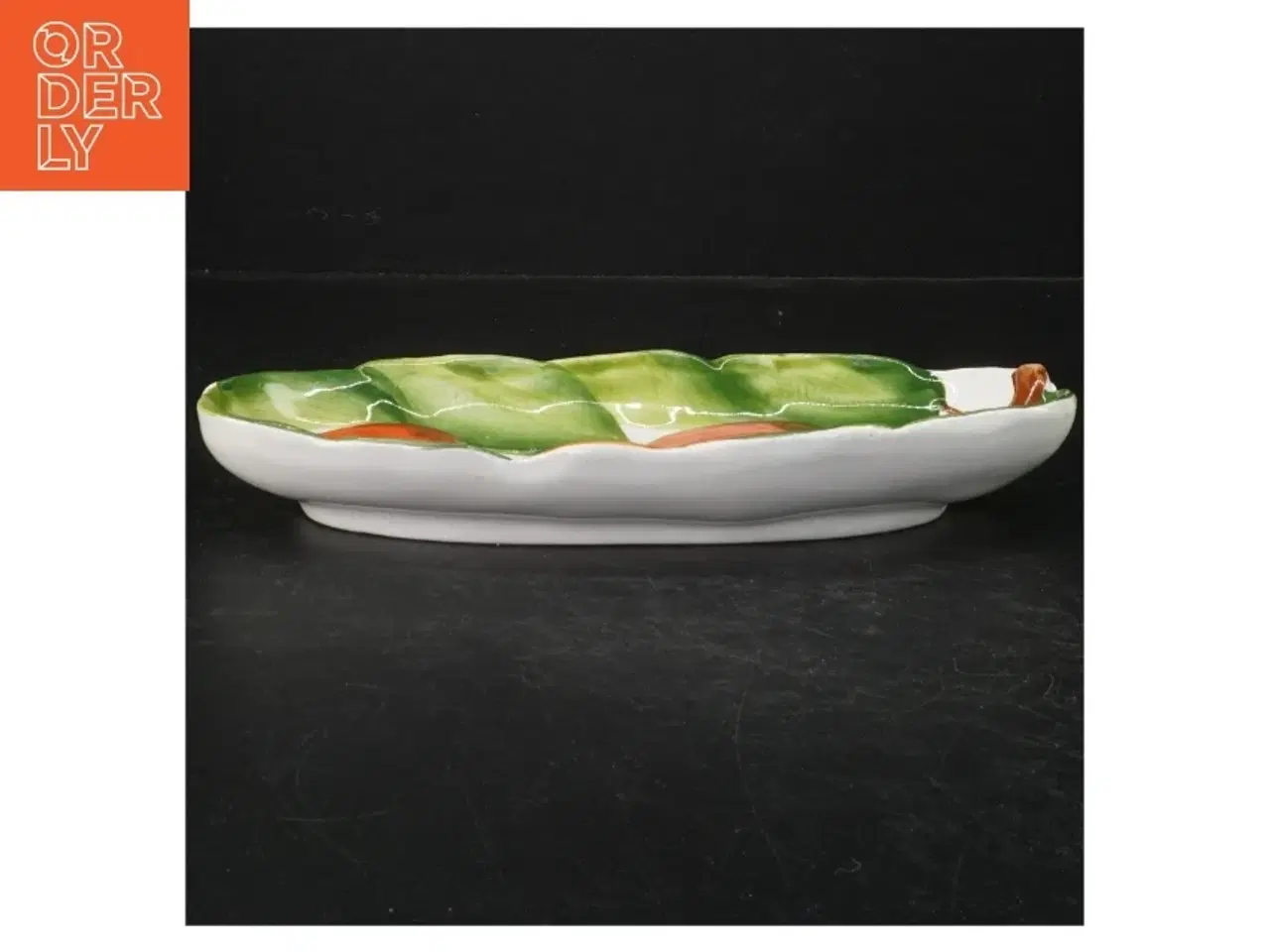 Billede 1 - Dekorativ frugtformet serveringsfad (str. 25 cm)