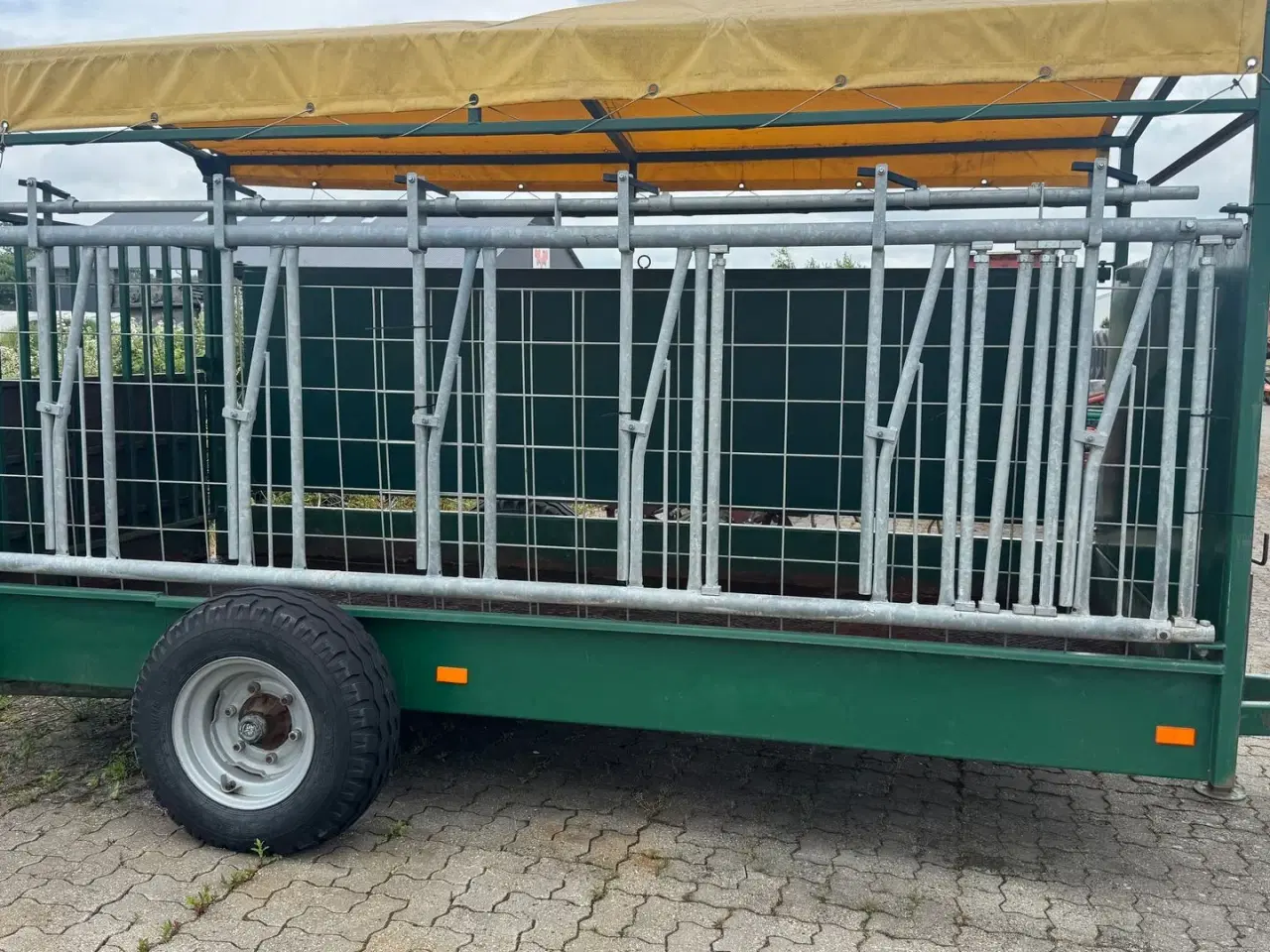 Billede 2 - - - - Kreaturvogn Kreaturvogn